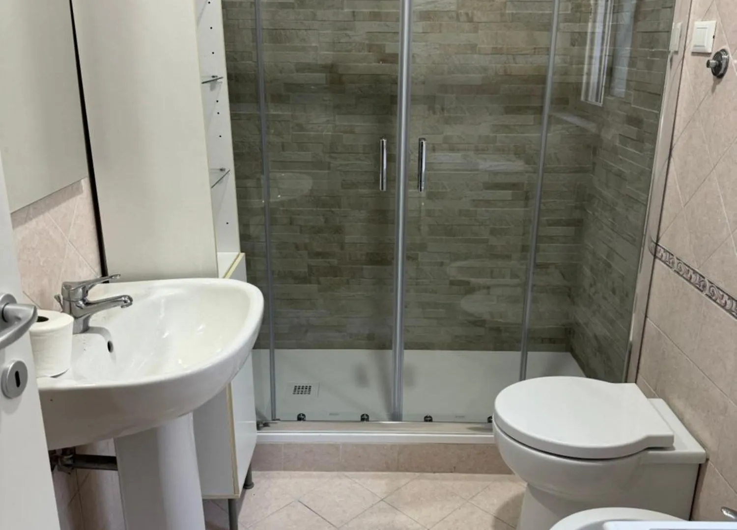 Tasman Apartment ليدو دي أوستيا